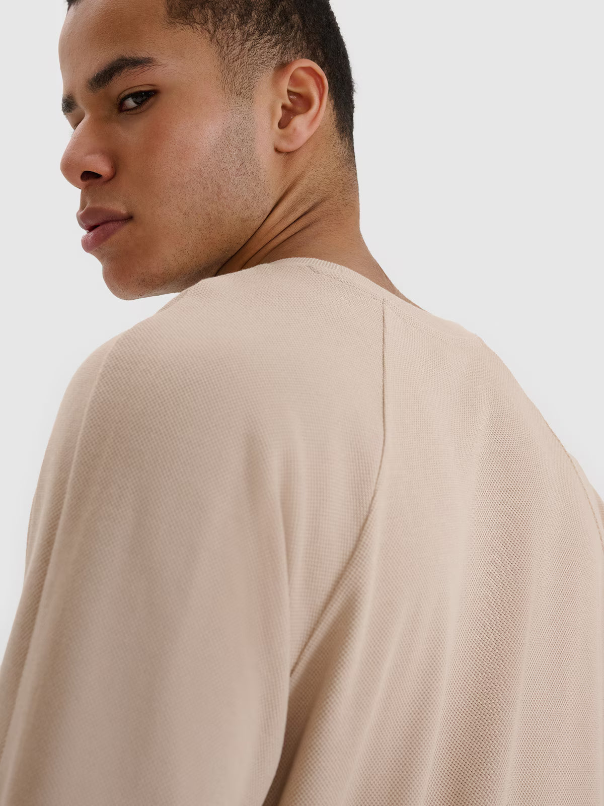 T-shirt oversize z modalem męski
