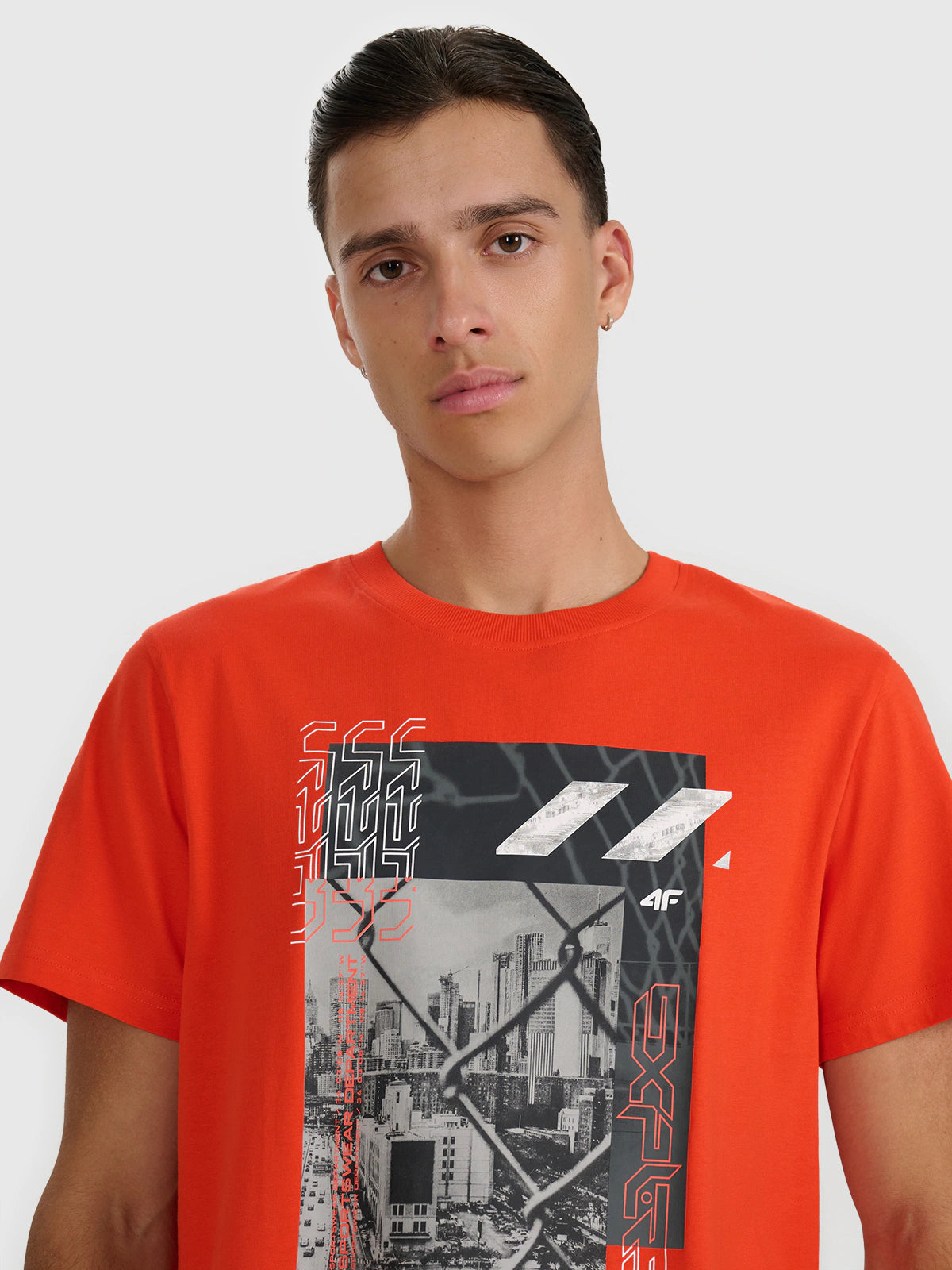 T-shirt regular z nadrukiem męski