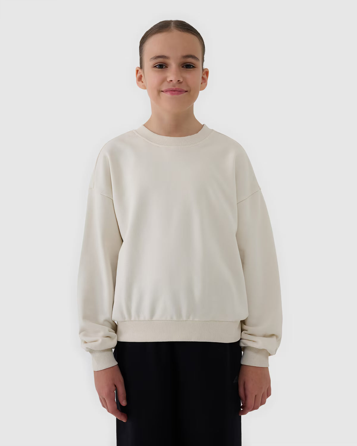 Bluza dresowa nierozpinana bez kaptura dziewczęca