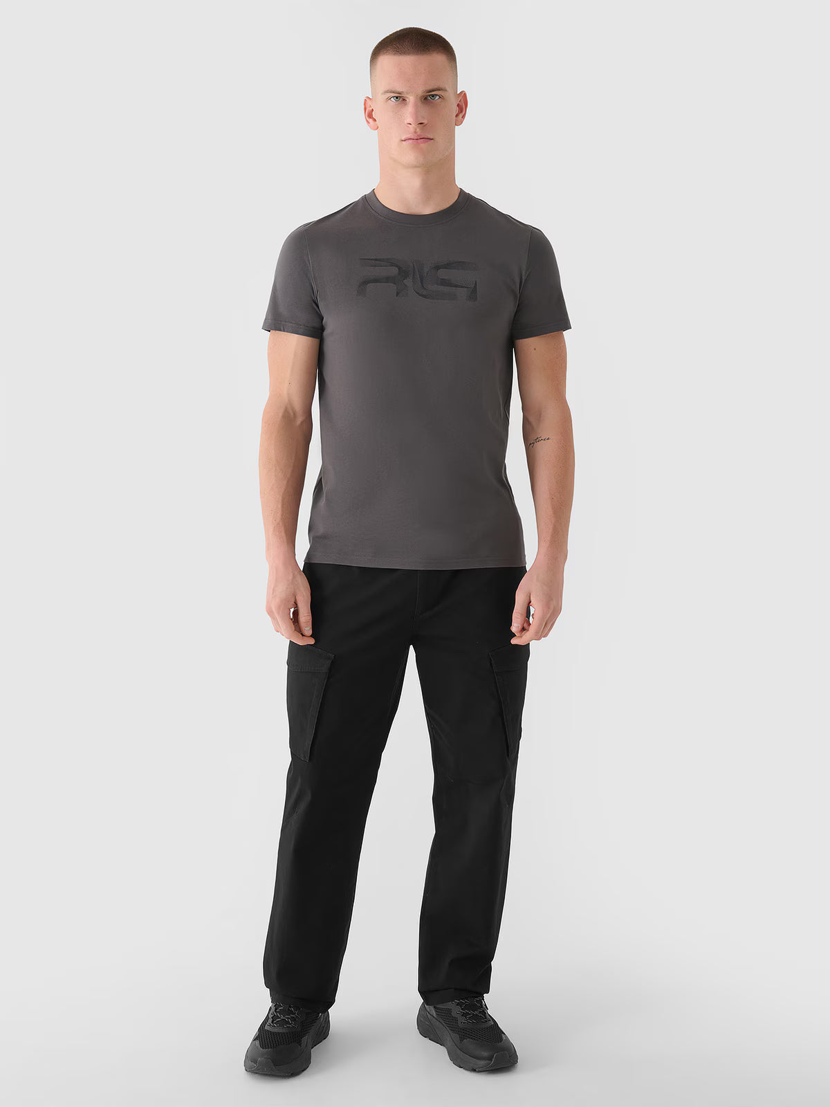 Spodnie casual cargo męskie 4F x Robert Lewandowski