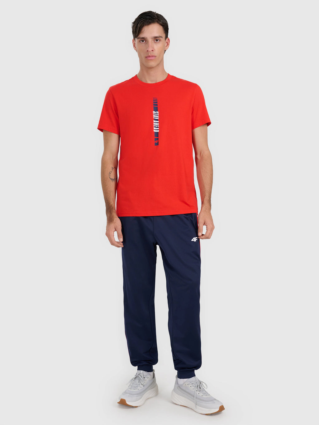 T-shirt regular z nadrukiem męski