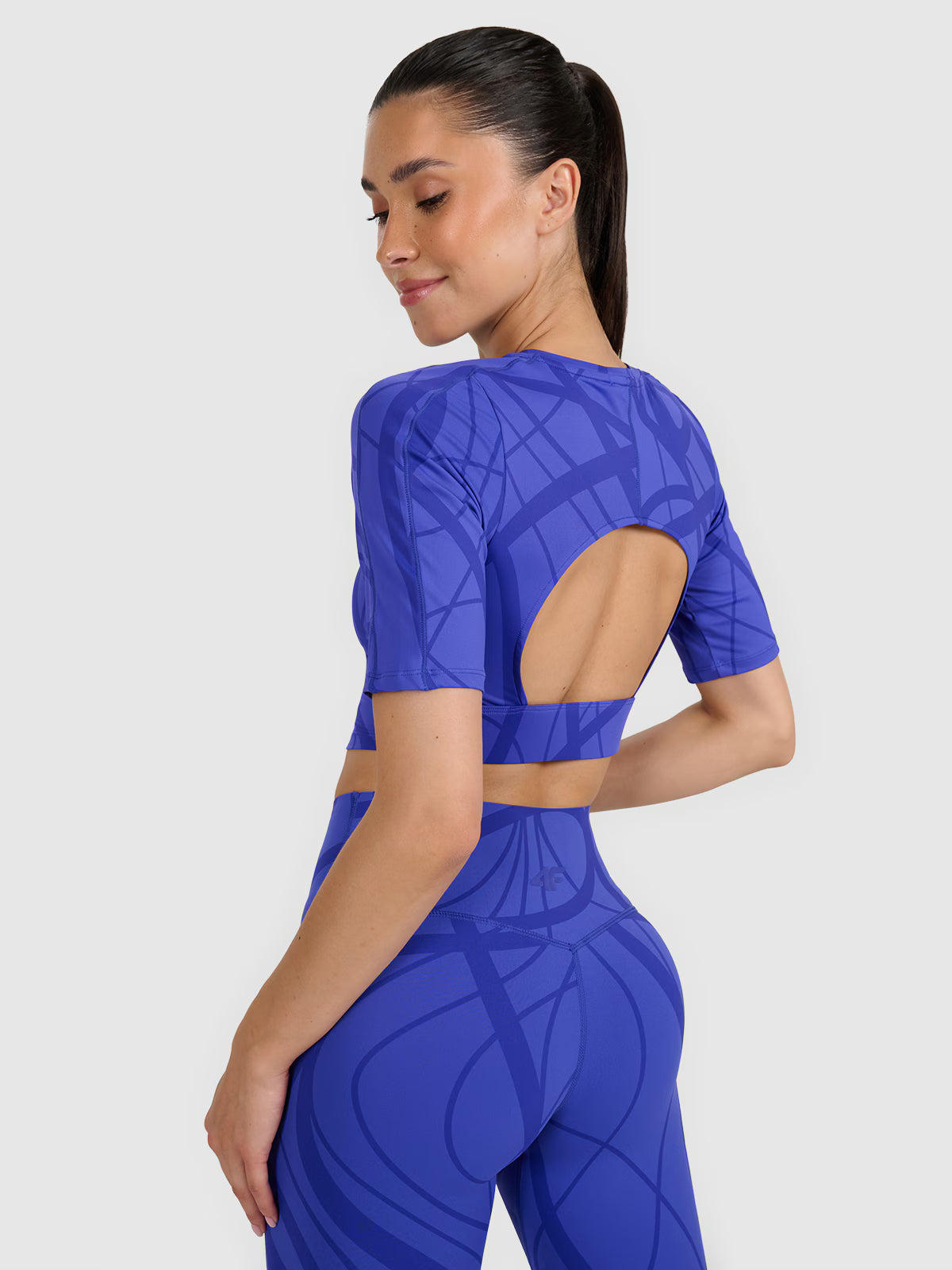 Crop-top treningowy szybkoschnący damski