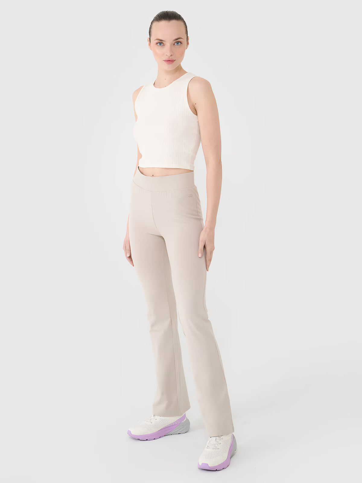 Legginsy z rozszerzanymi nogawkami damskie
