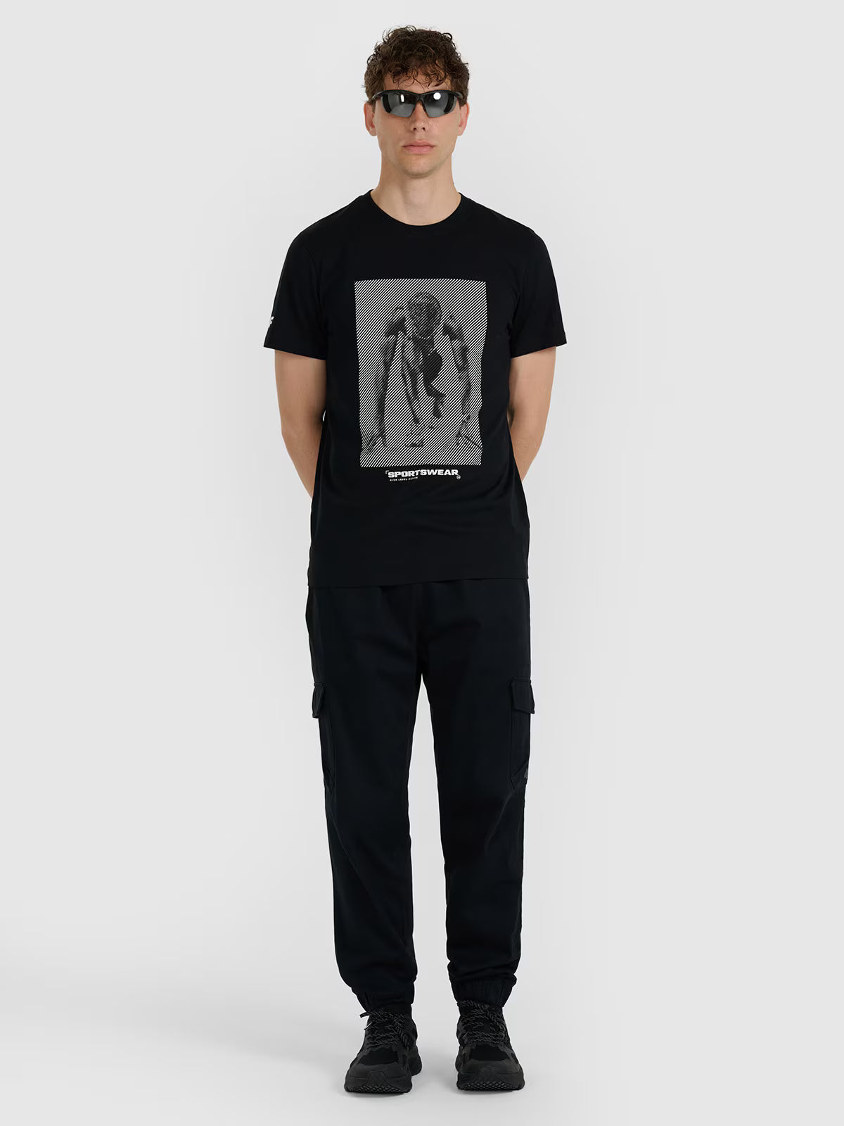 T-shirt regular z nadrukiem męski
