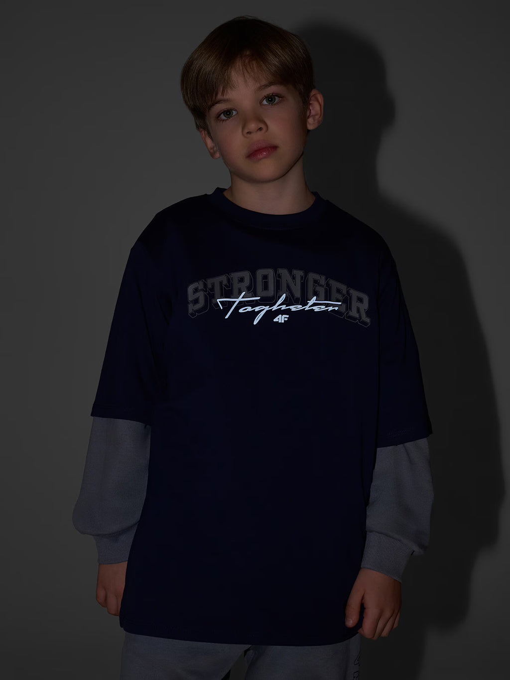T-shirt loose z nadrukiem chłopięcy