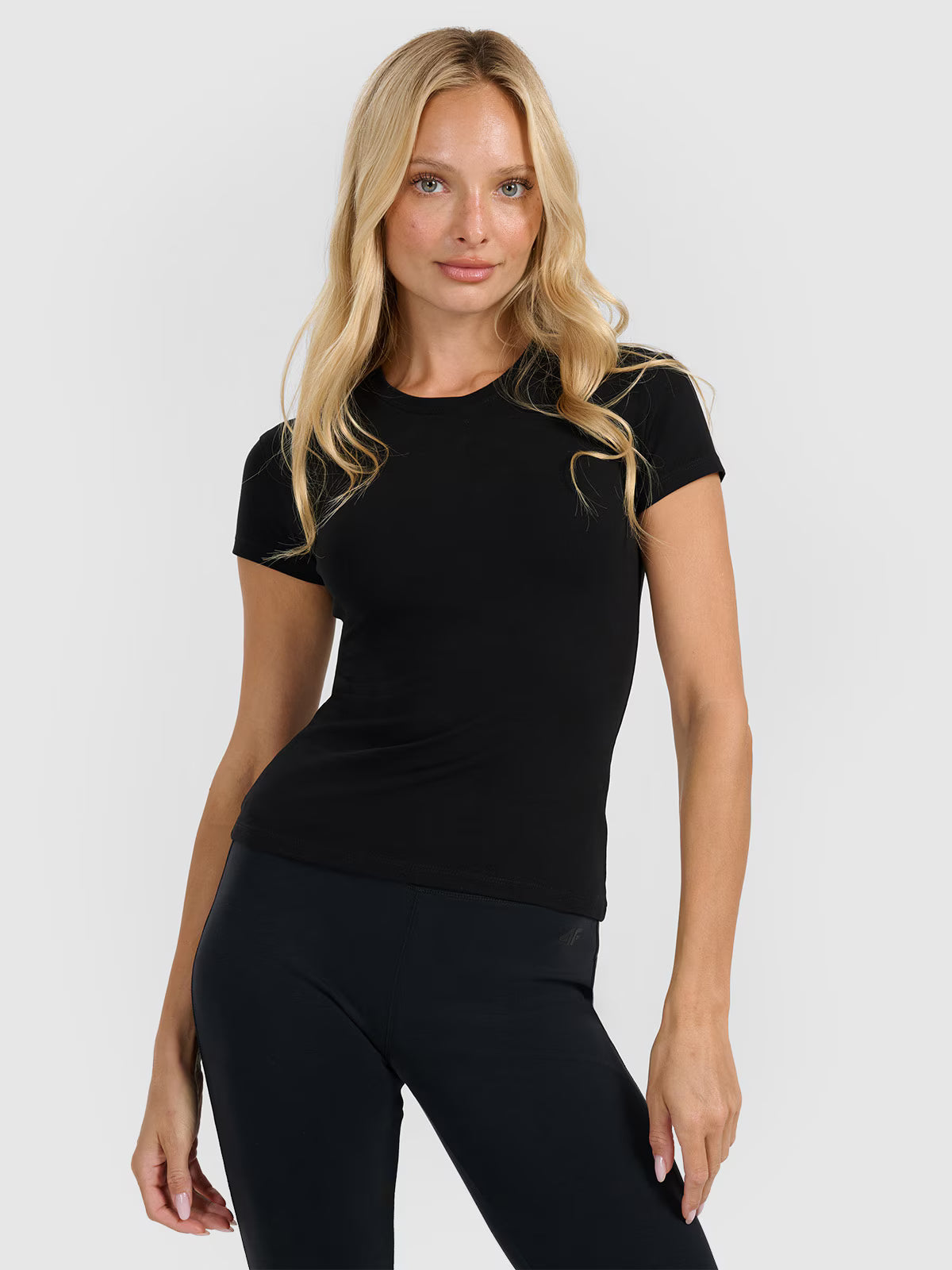 T-shirt slim gładki damski