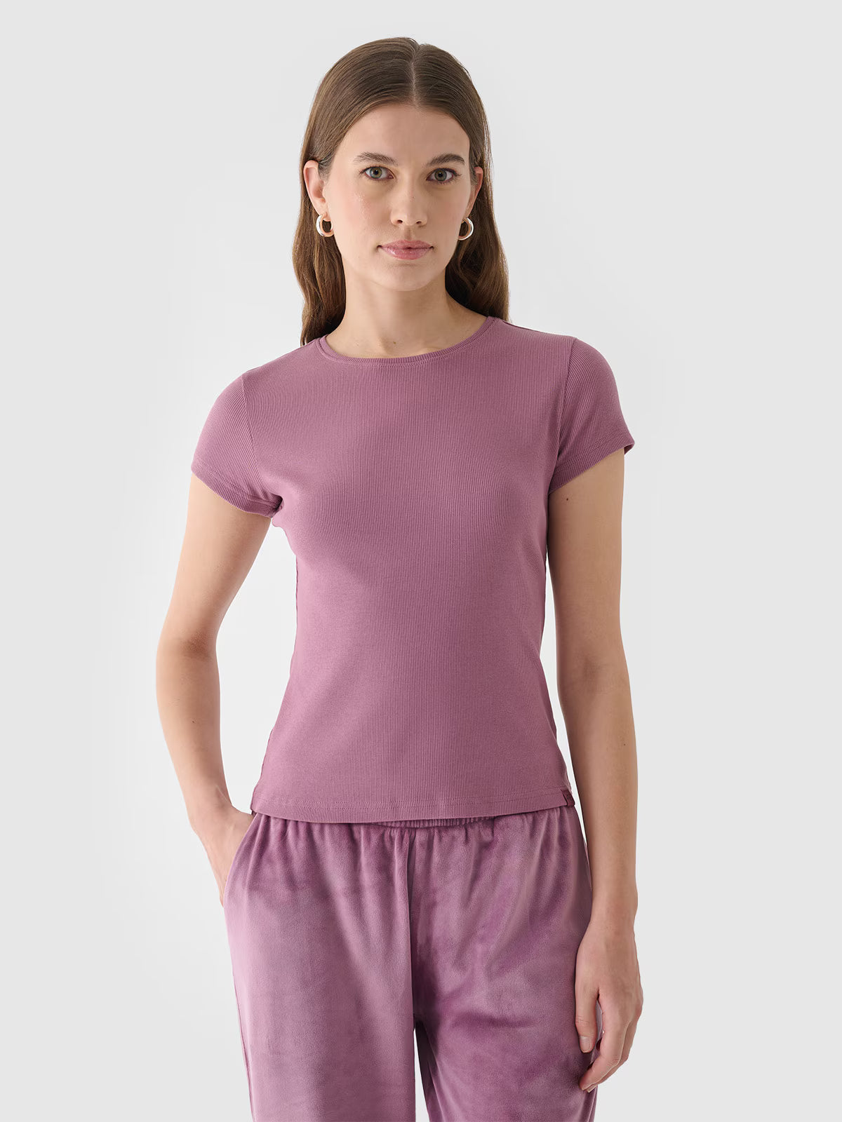 T-shirt slim gładki damski