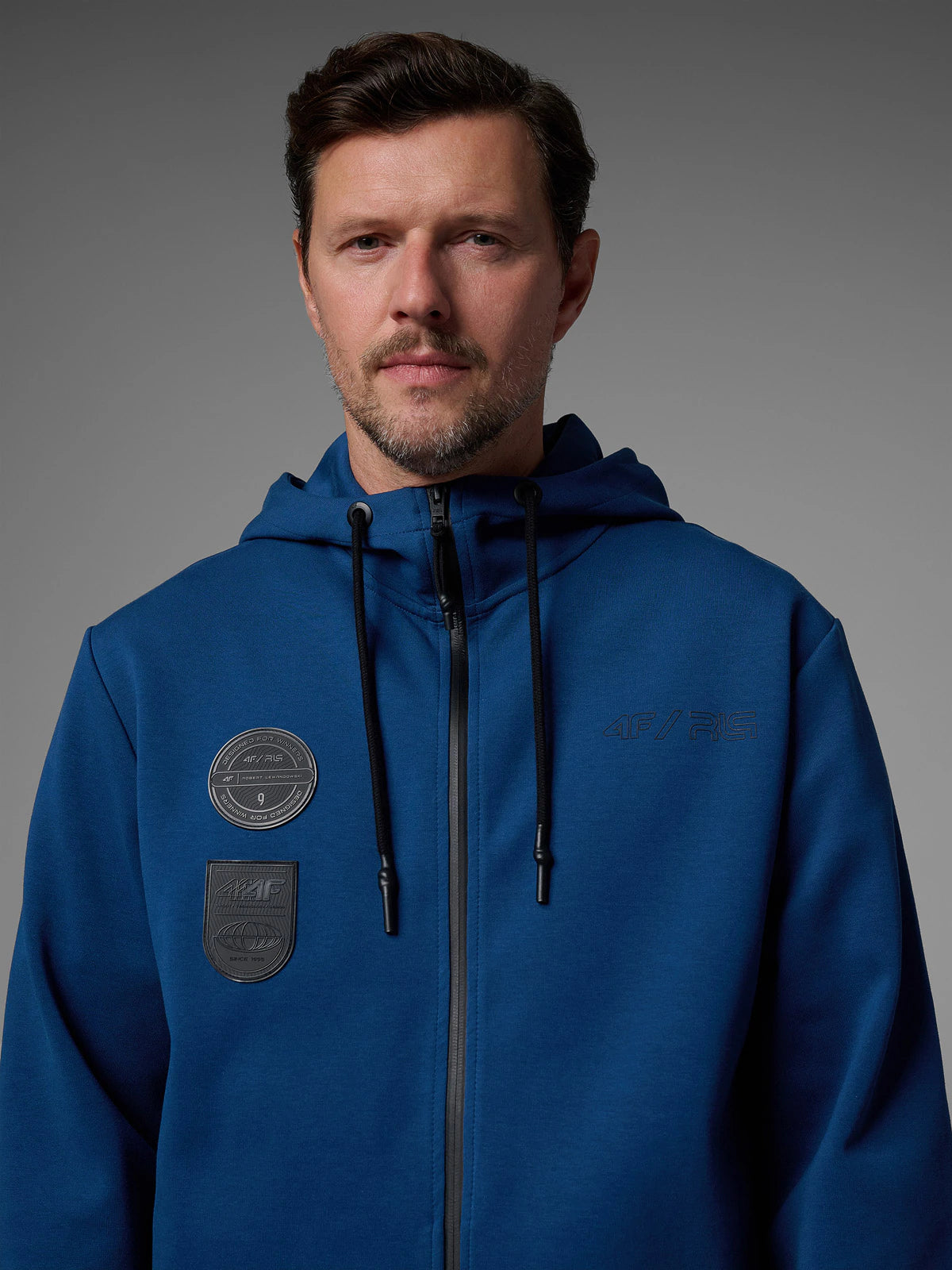 Bluza dresowa regular z kapturem męska 4F x Robert Lewandowski