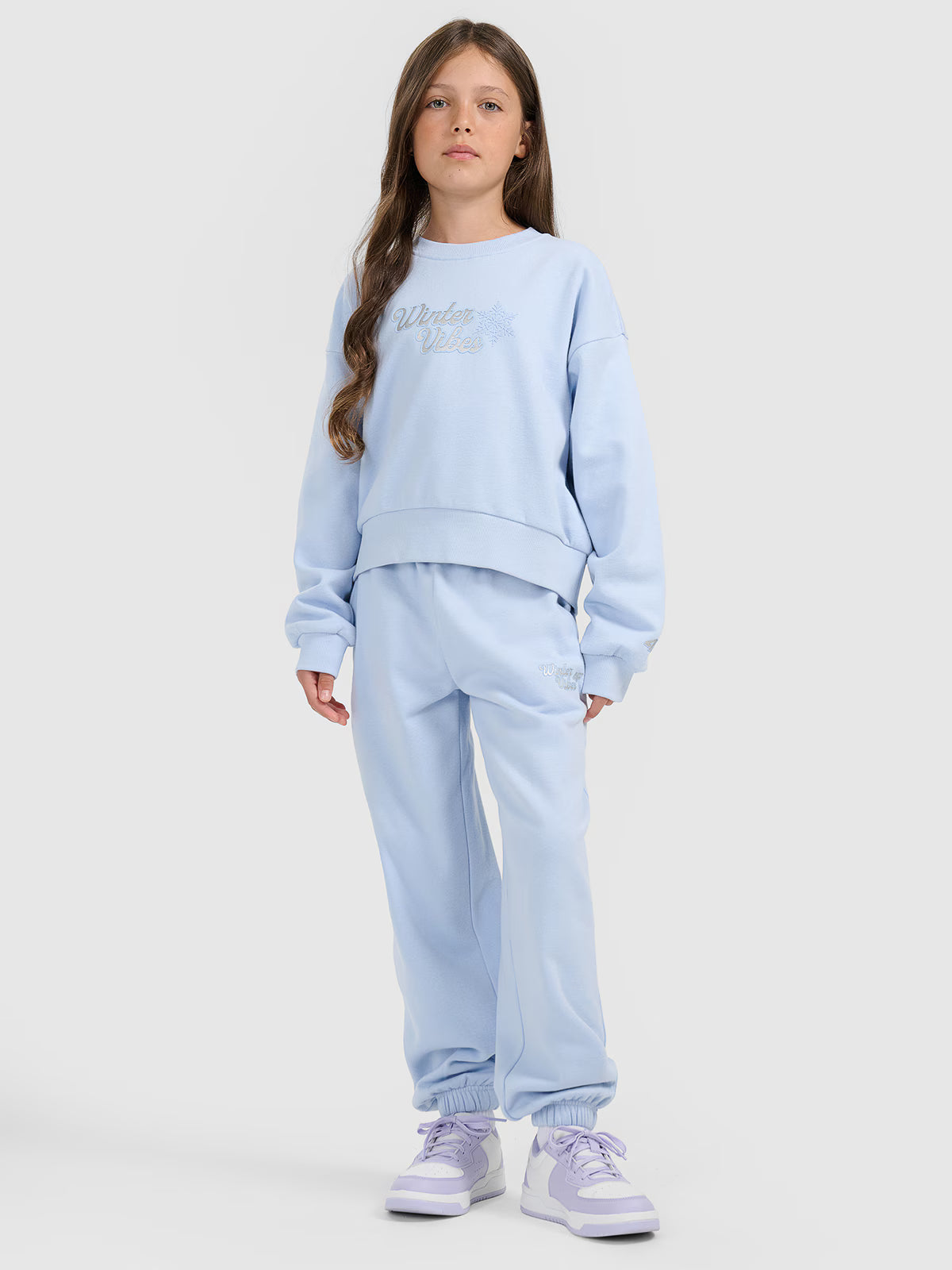 Bluza dresowa nierozpinana bez kaptura dziewczęca