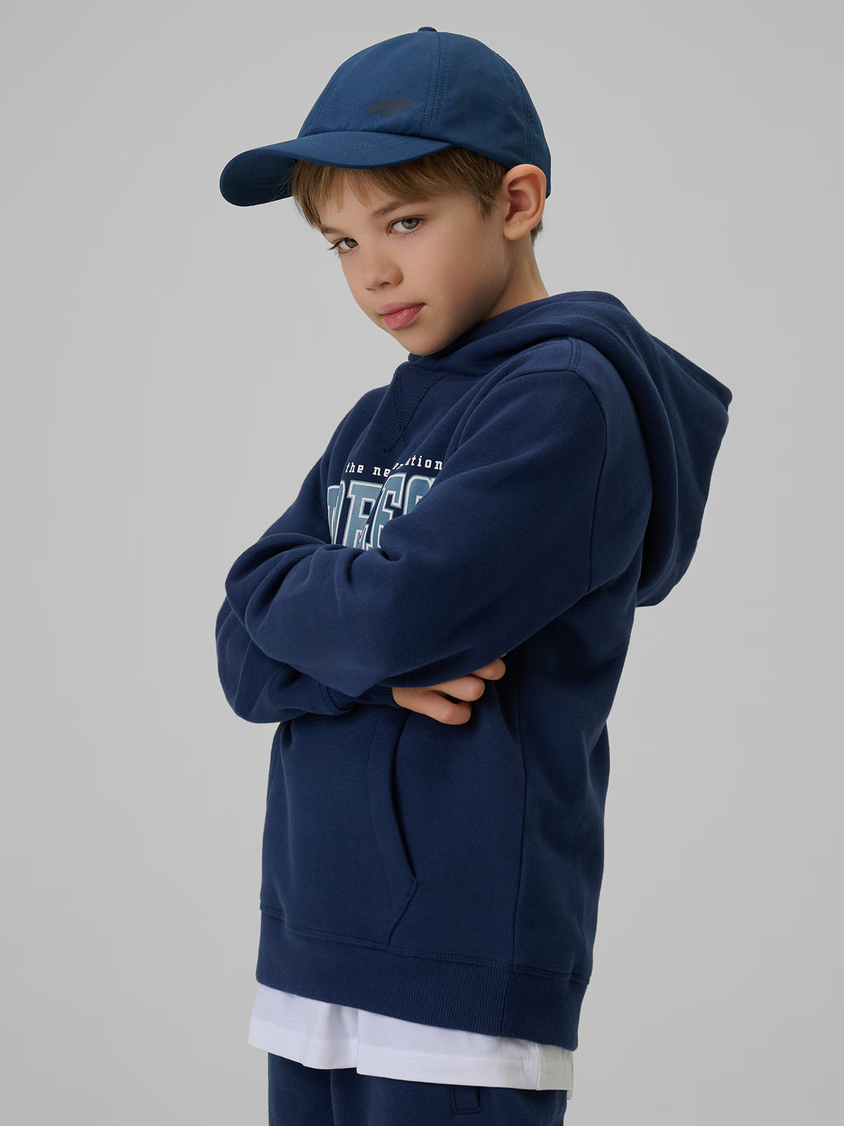 Bluza dresowa regular z kapturem chłopięca