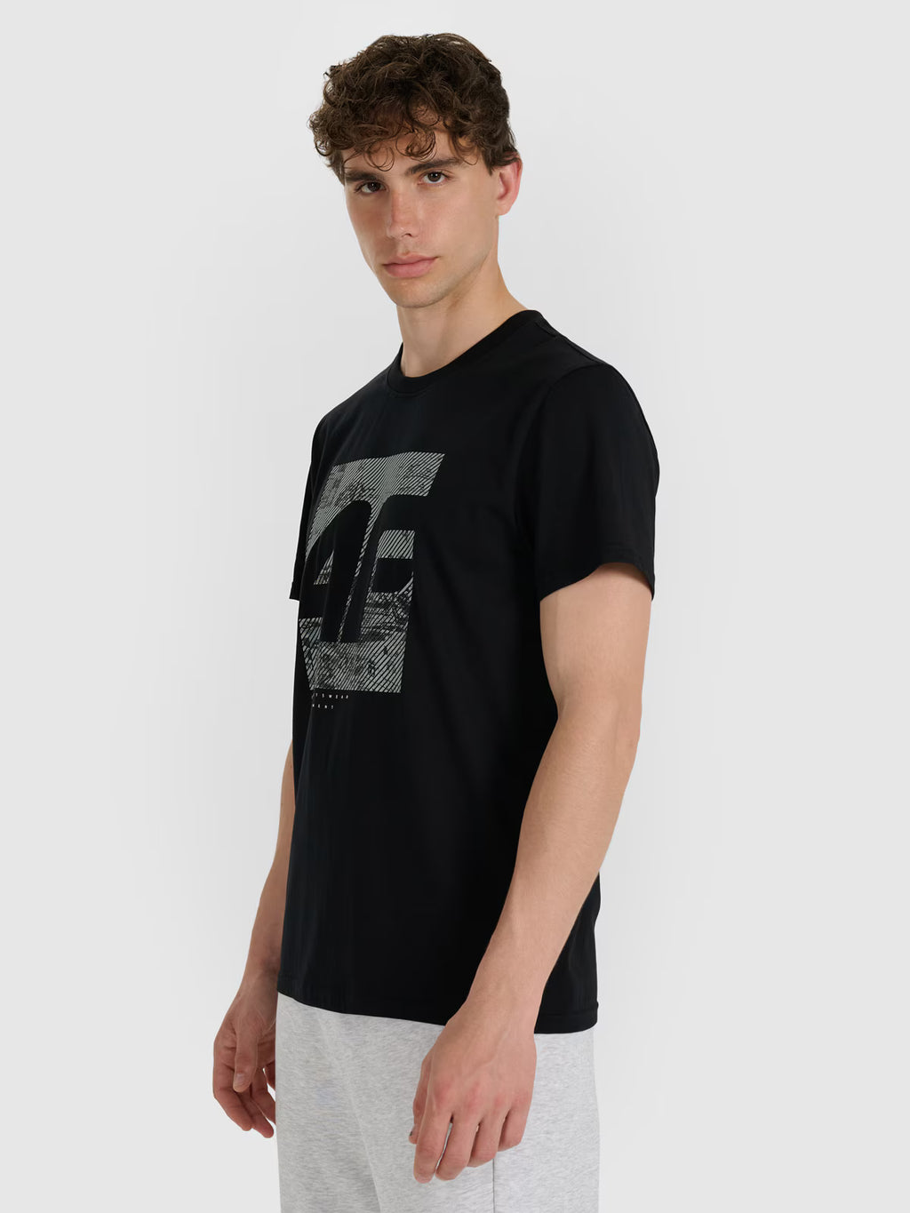 T-shirt regular z nadrukiem męski