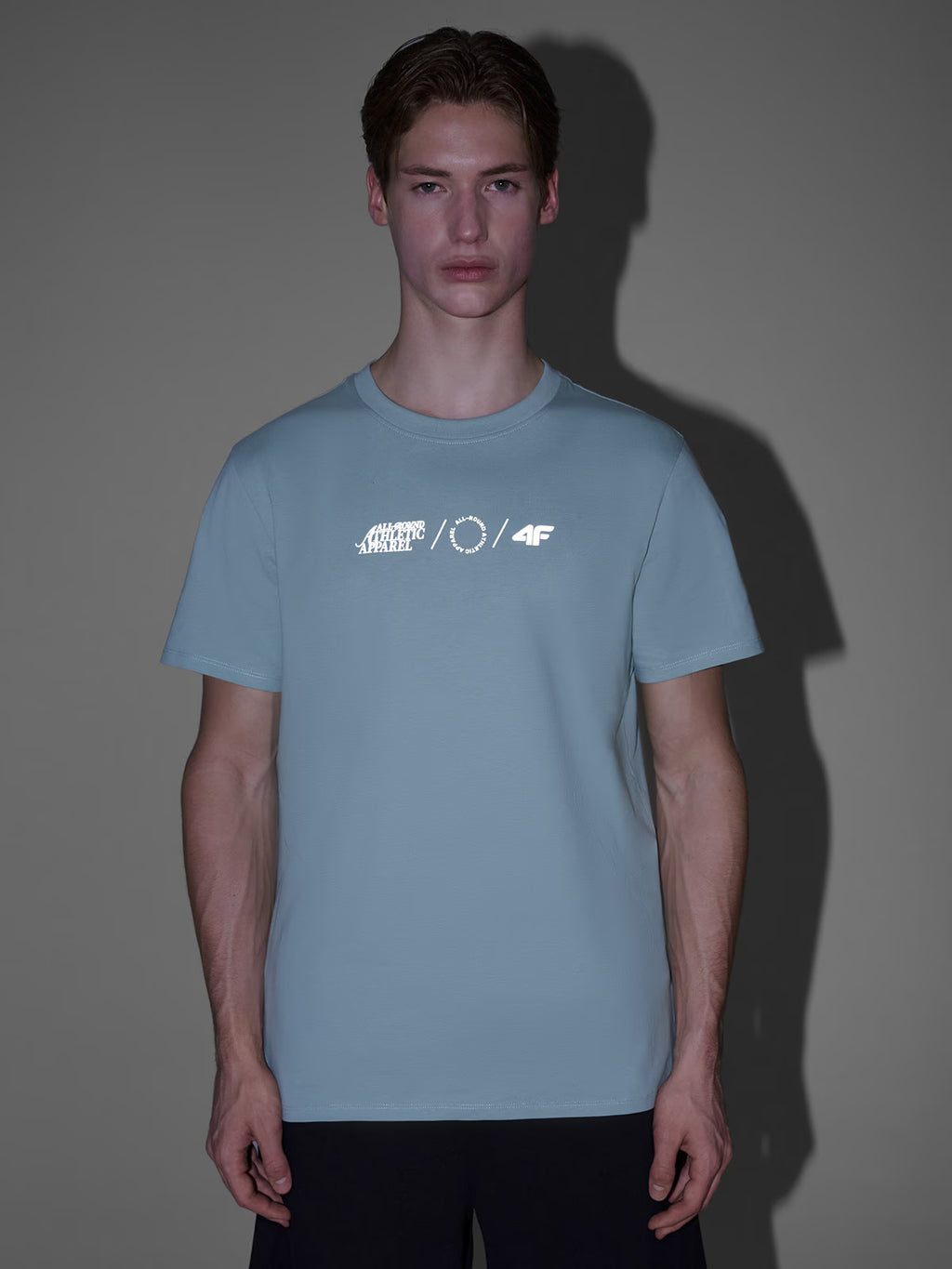 T-shirt regular z nadrukiem męski