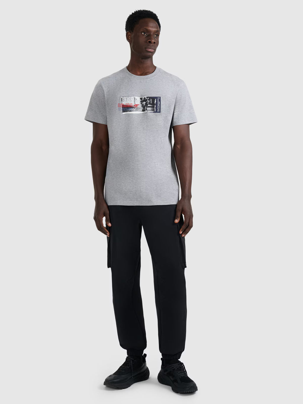 T-shirt regular z nadrukiem męski