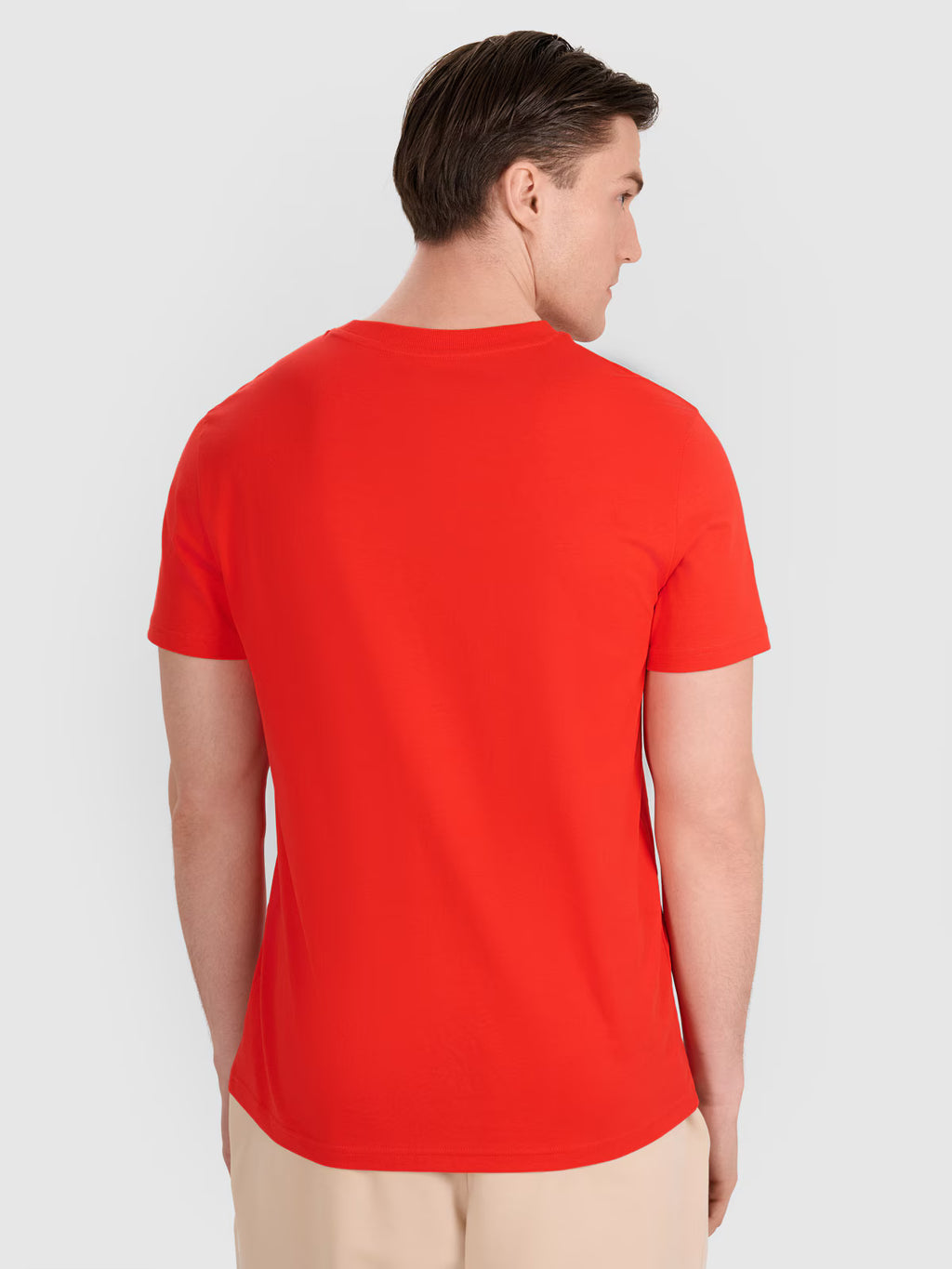 T-shirt regular z nadrukiem siatkarskim męski