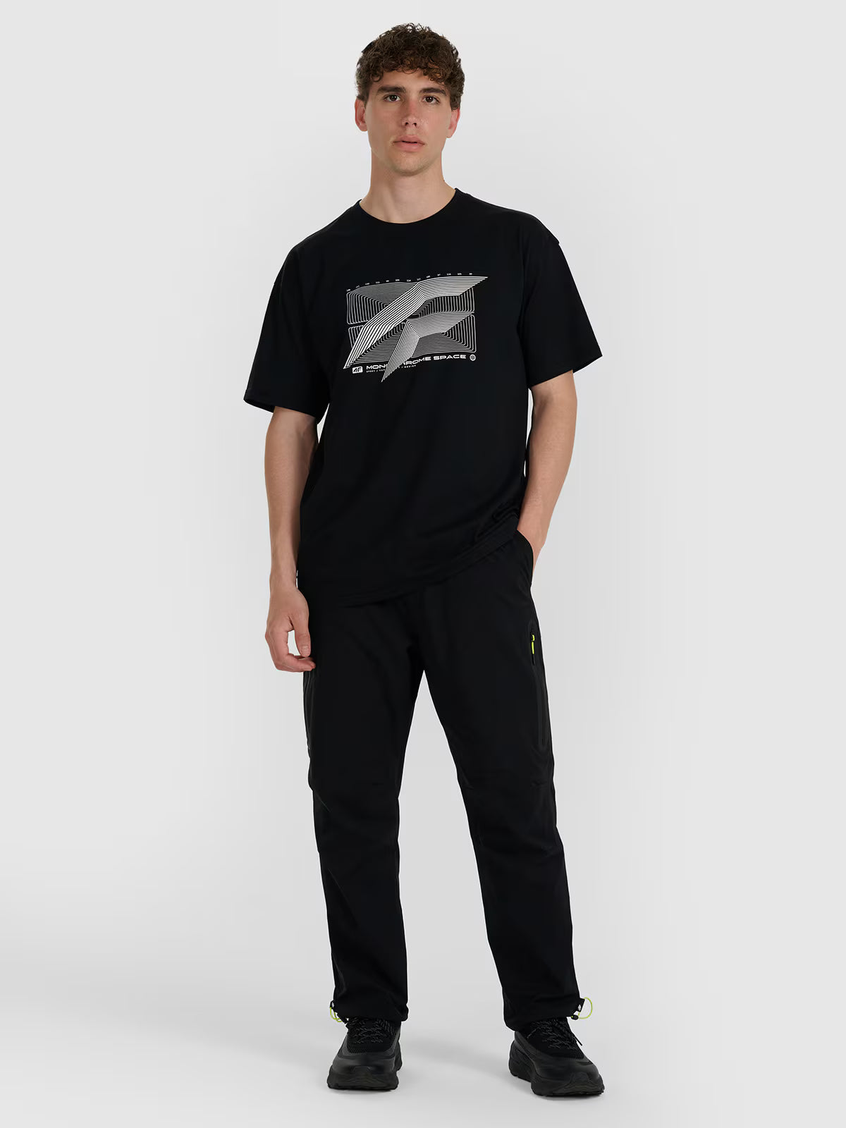 T-shirt regular z nadrukiem męski