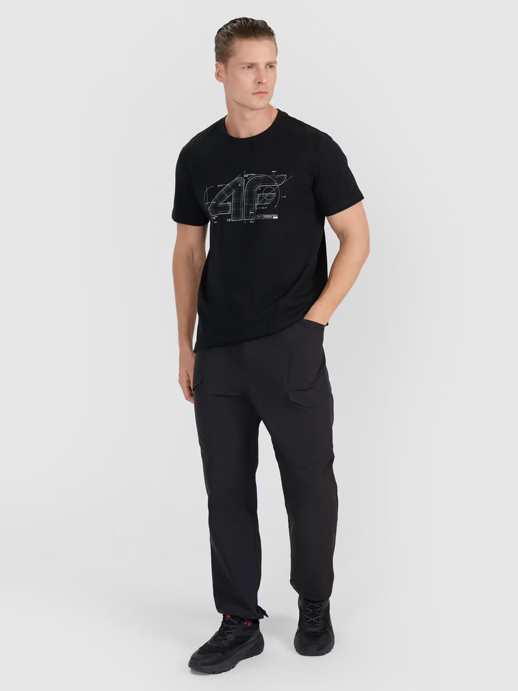 T-shirt regular z nadrukiem męski