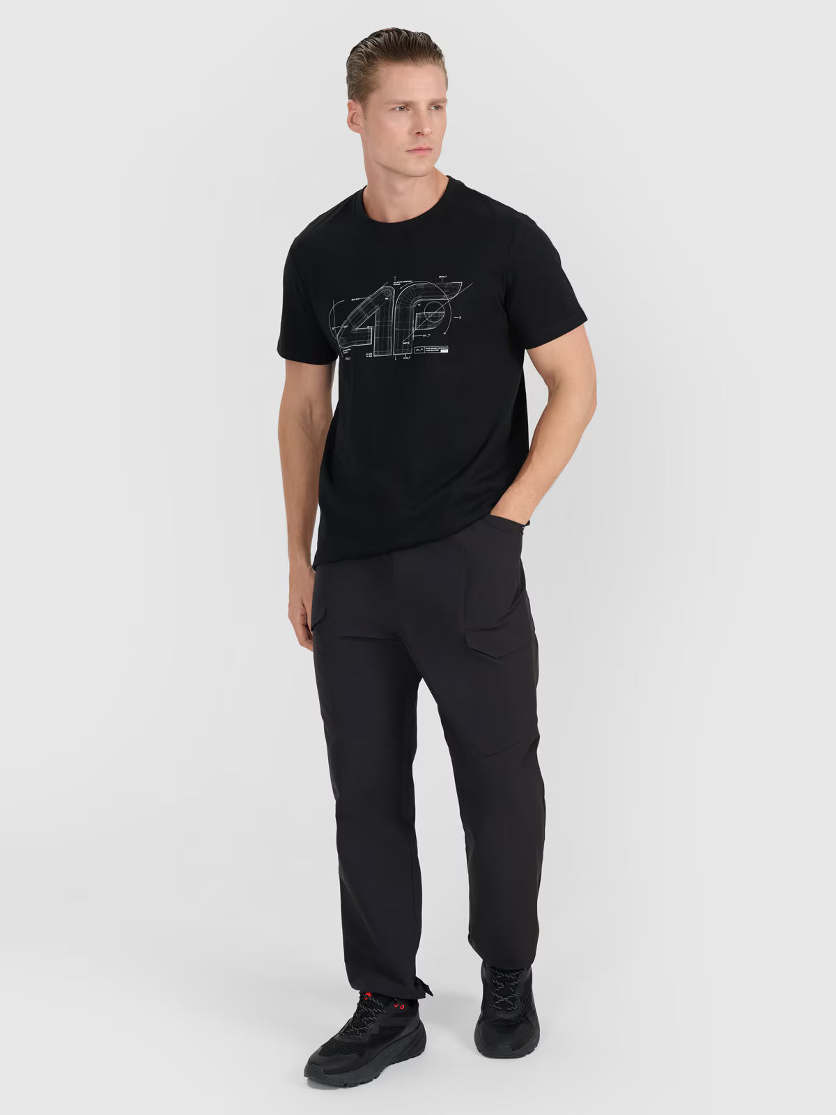 T-shirt regular z nadrukiem męski