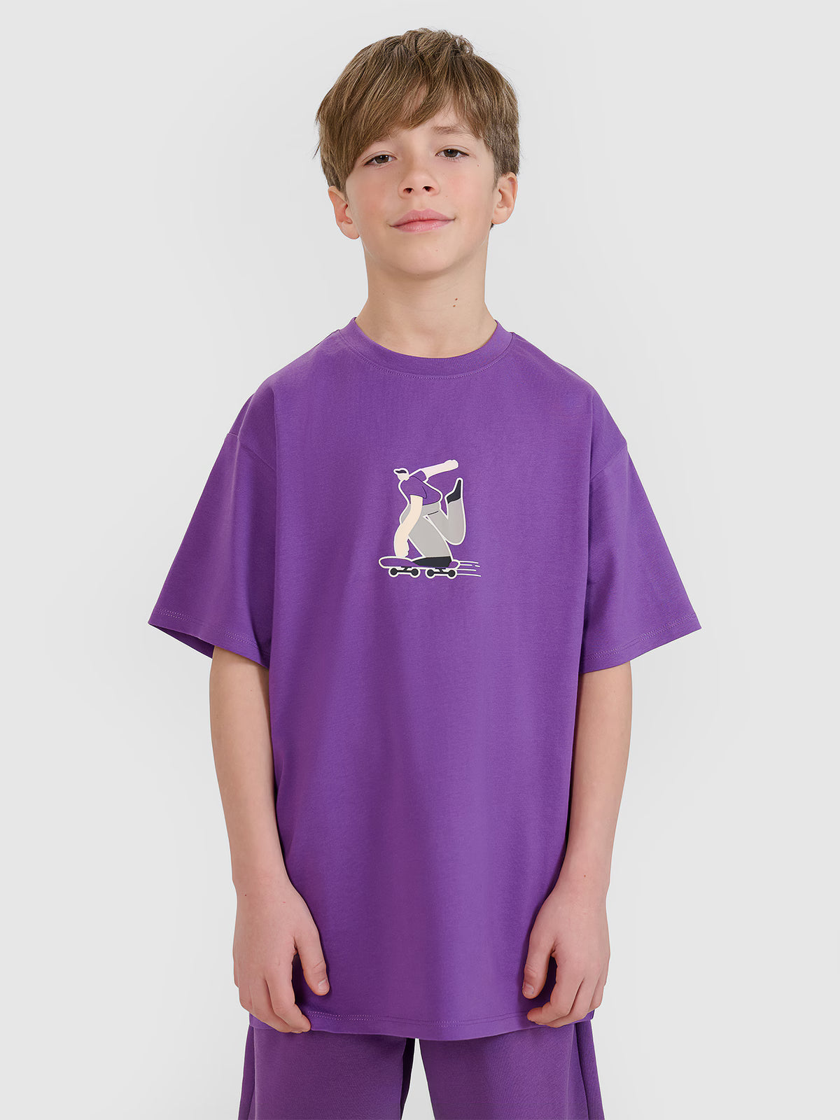 T-shirt oversize z nadrukiem chłopięcy