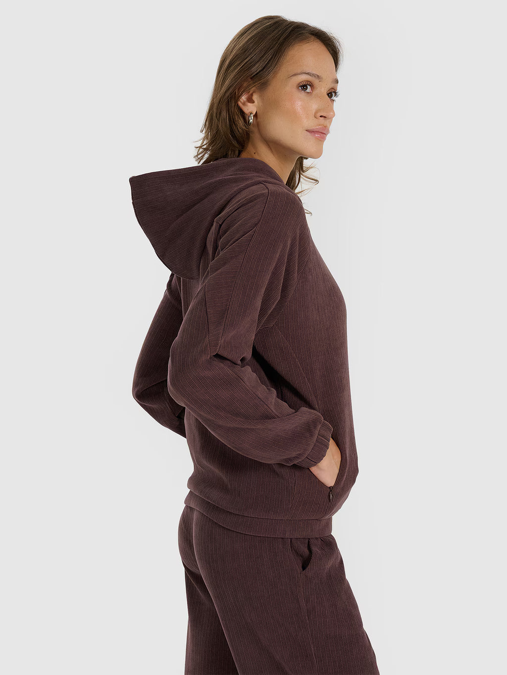 Bluza dresowa nierozpinana z kapturem damska