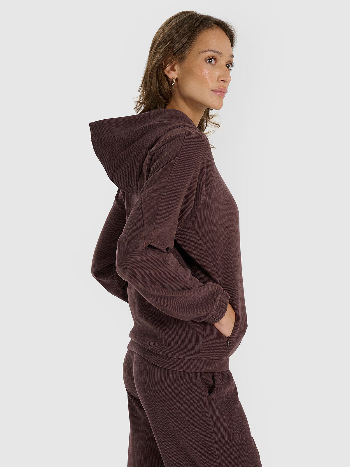 Bluza dresowa nierozpinana z kapturem damska
