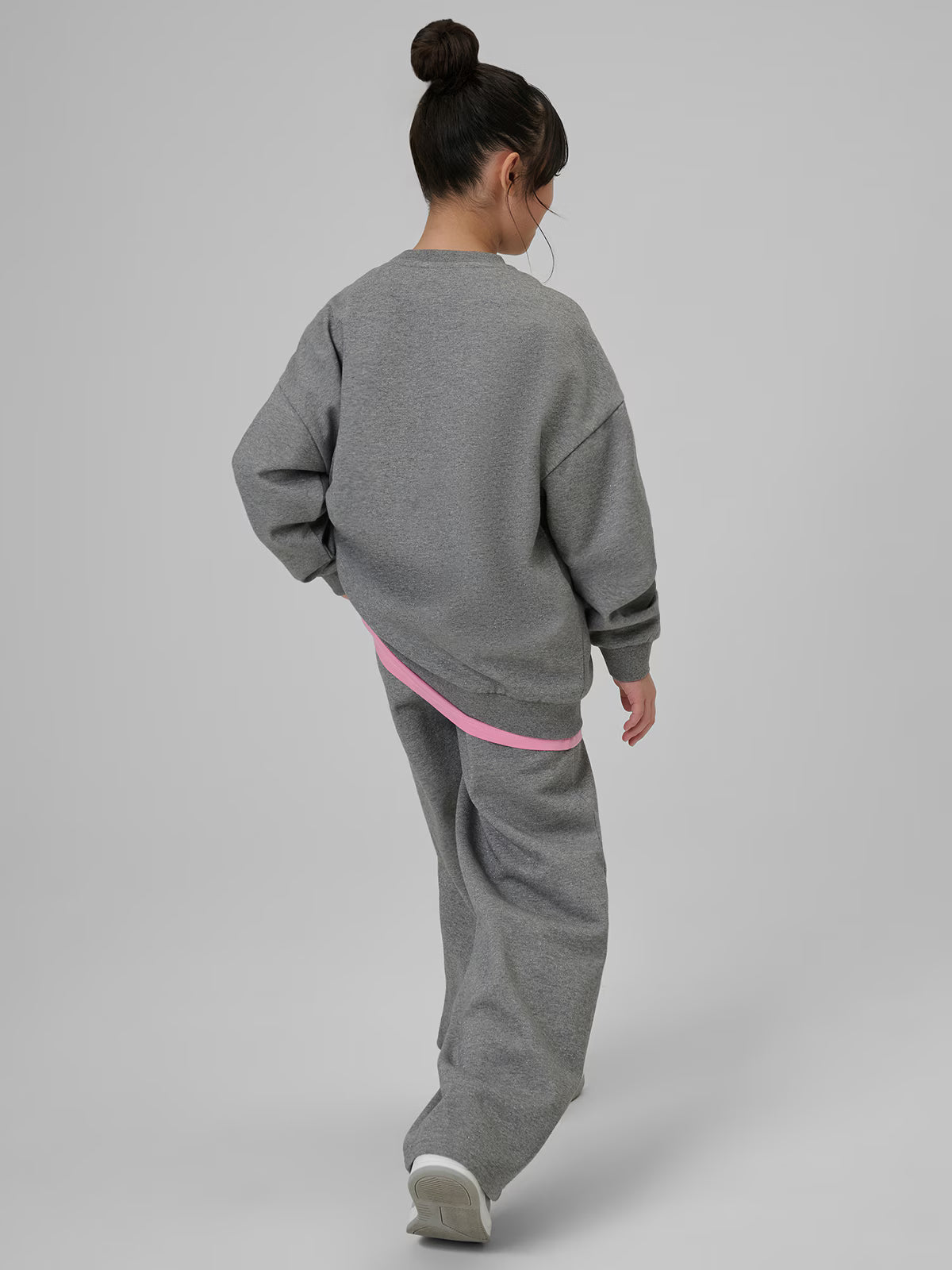 Bluza dresowa loose bez kaptura dziewczęca