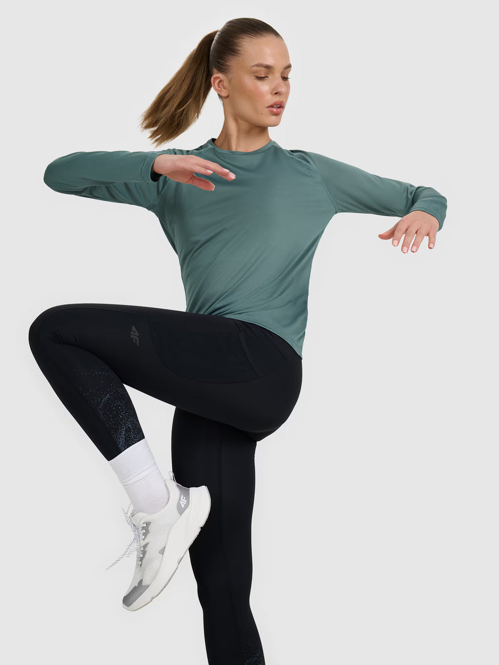 Longsleeve do biegania w terenie szybkoschnący damski