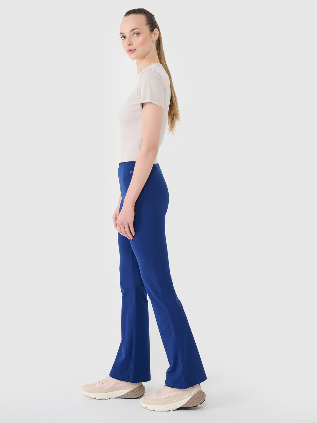 Legginsy z rozszerzanymi nogawkami damskie