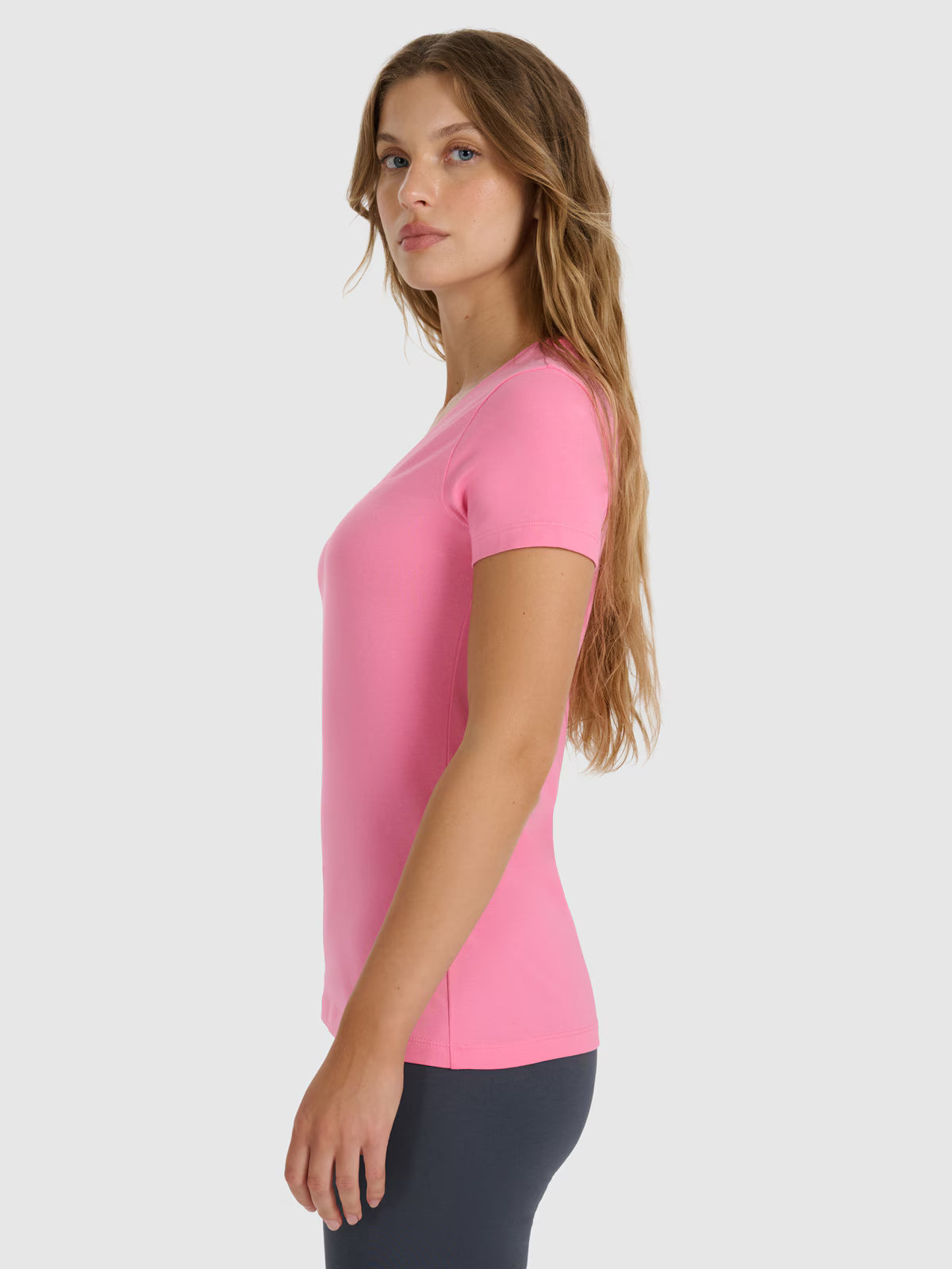 T-shirt slim gładki damski