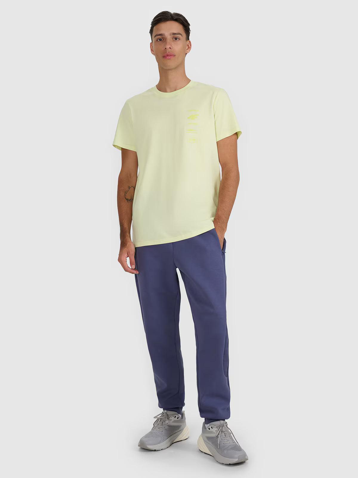 T-shirt regular z nadrukiem męski
