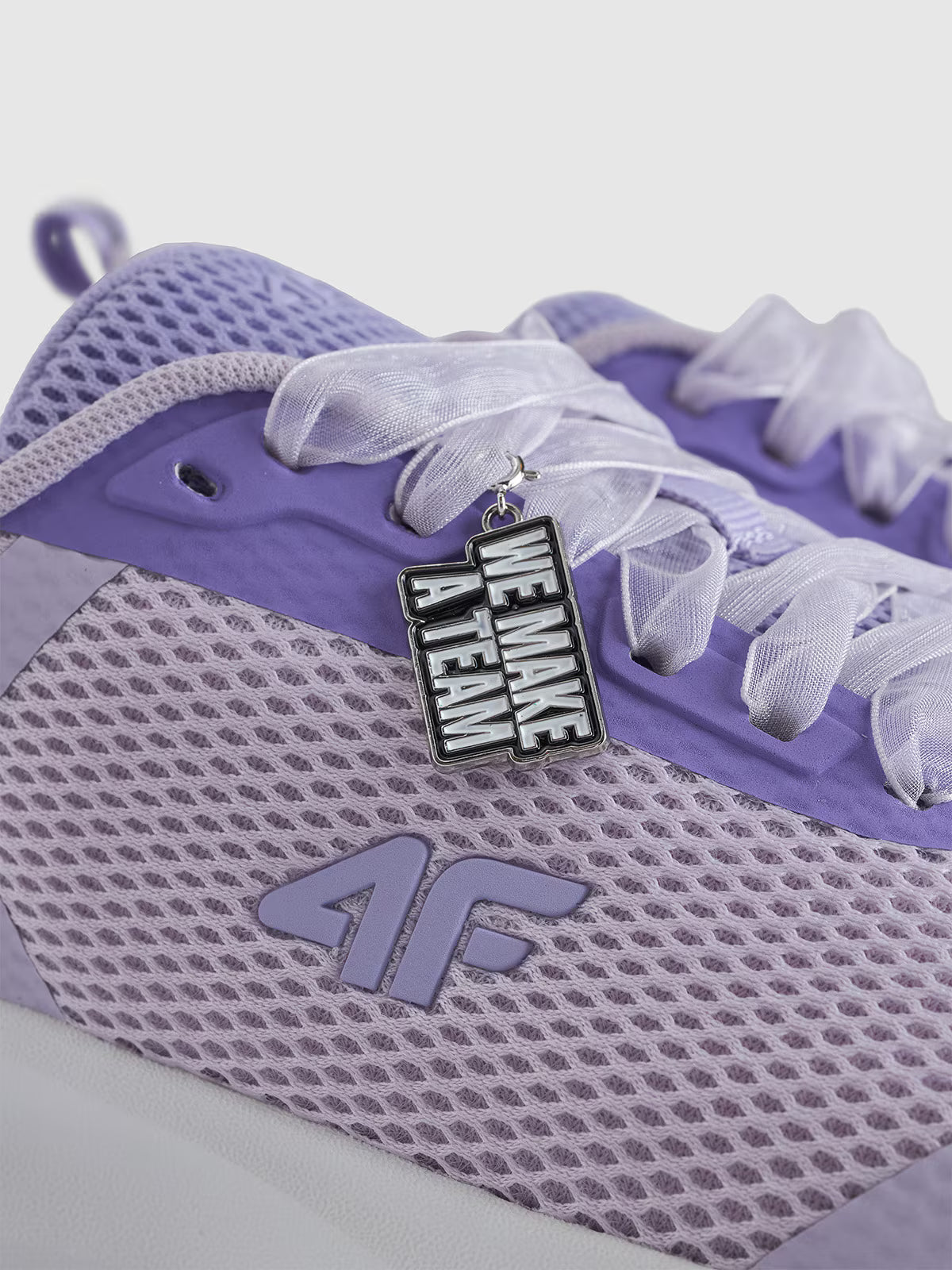 Buty sportowe z przewiewną cholewką dziecięce