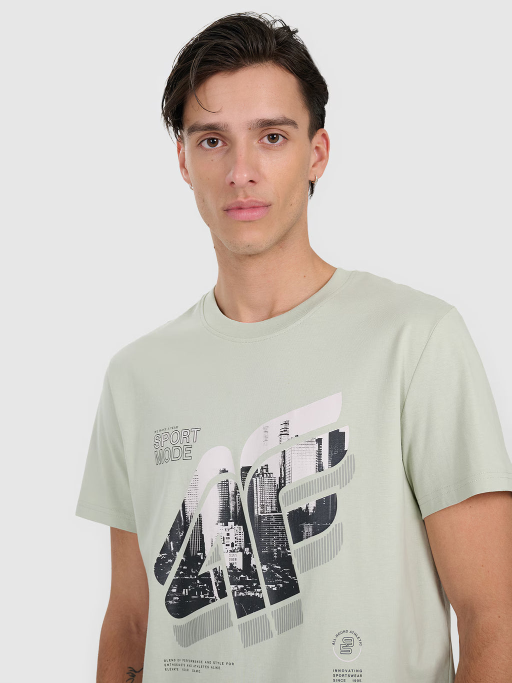 T-shirt regular z nadrukiem męski