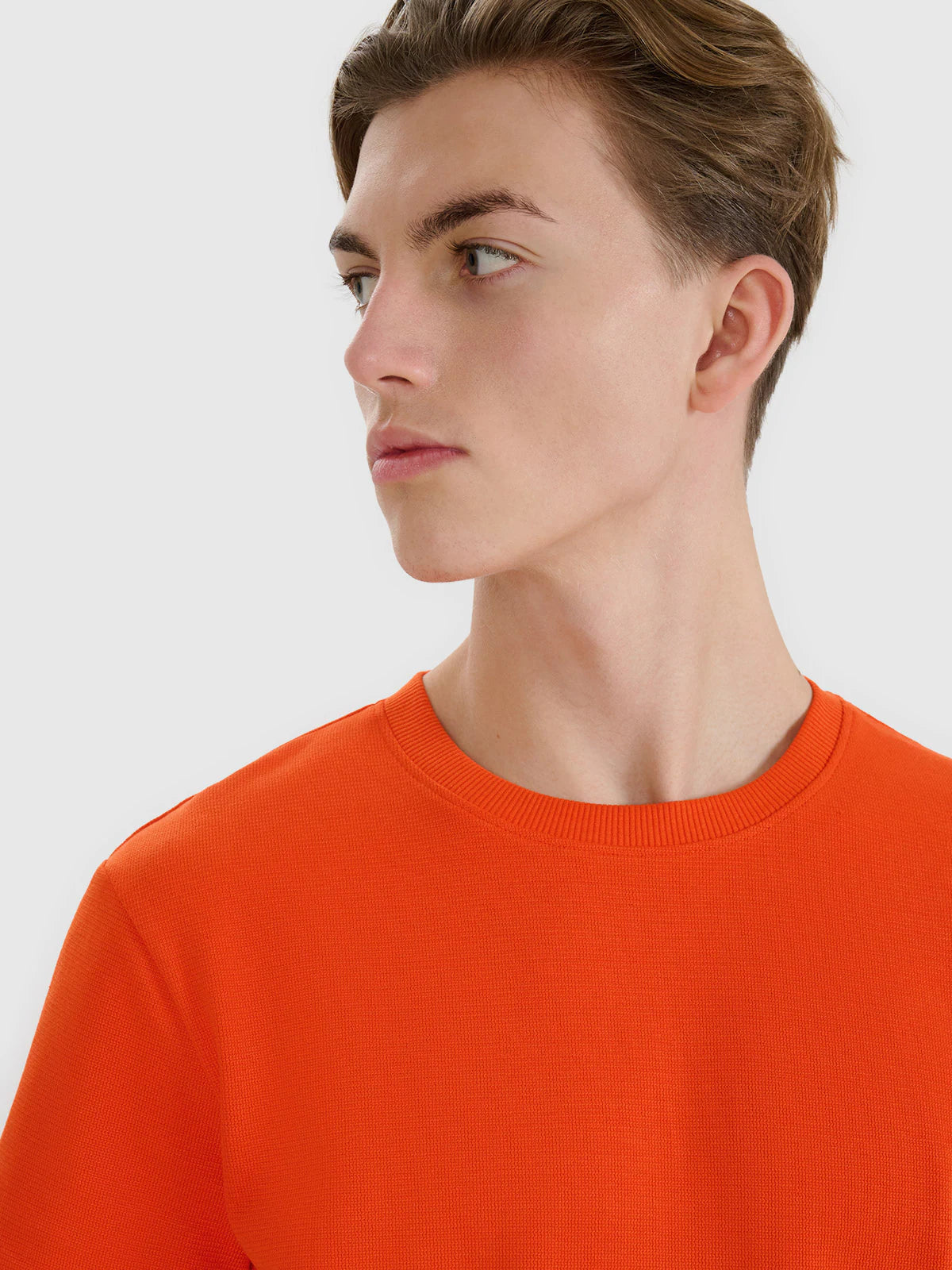 T-shirt regular ze strukturalnej dzianiny męski