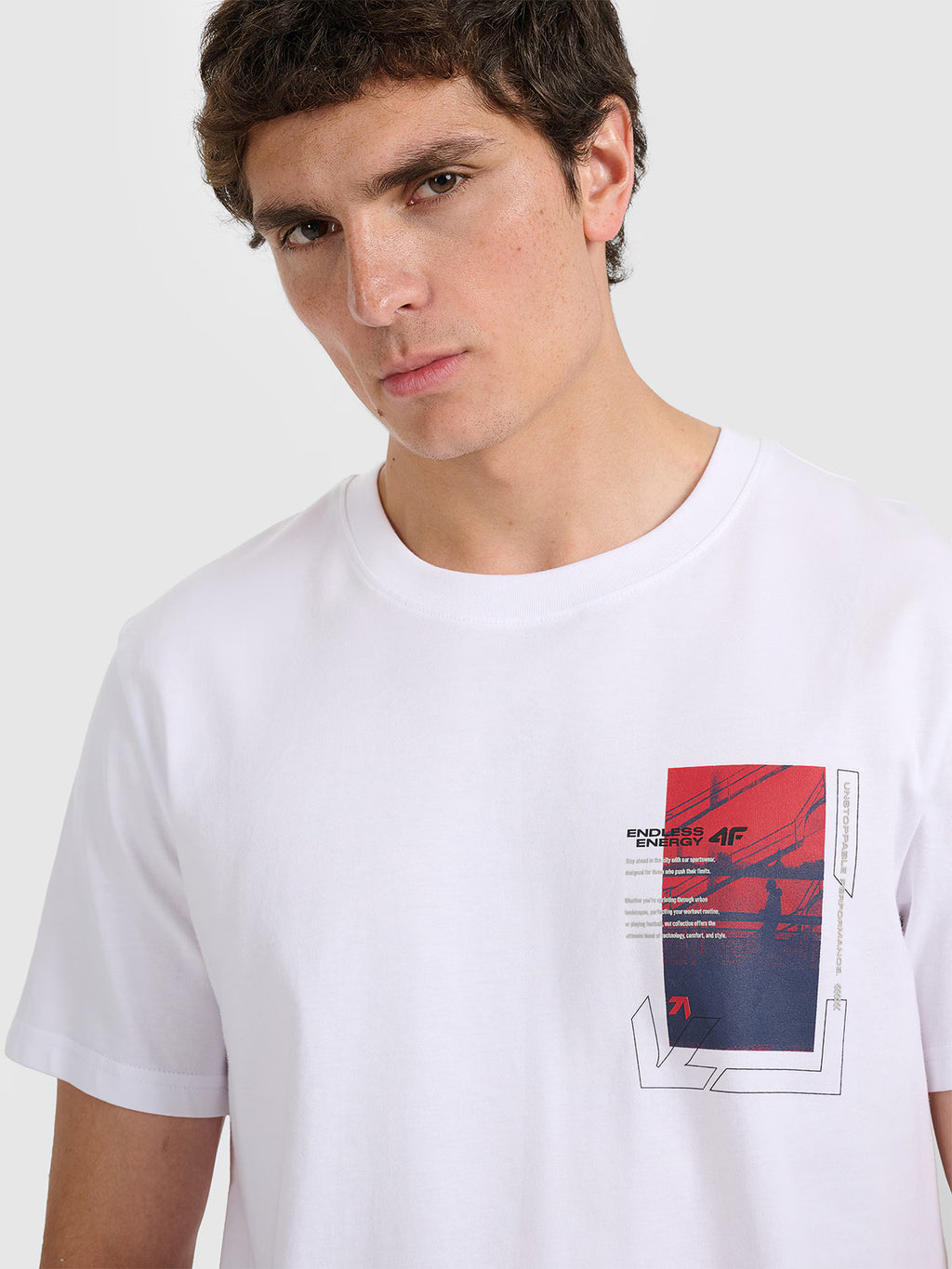 T-shirt regular z nadrukiem męski