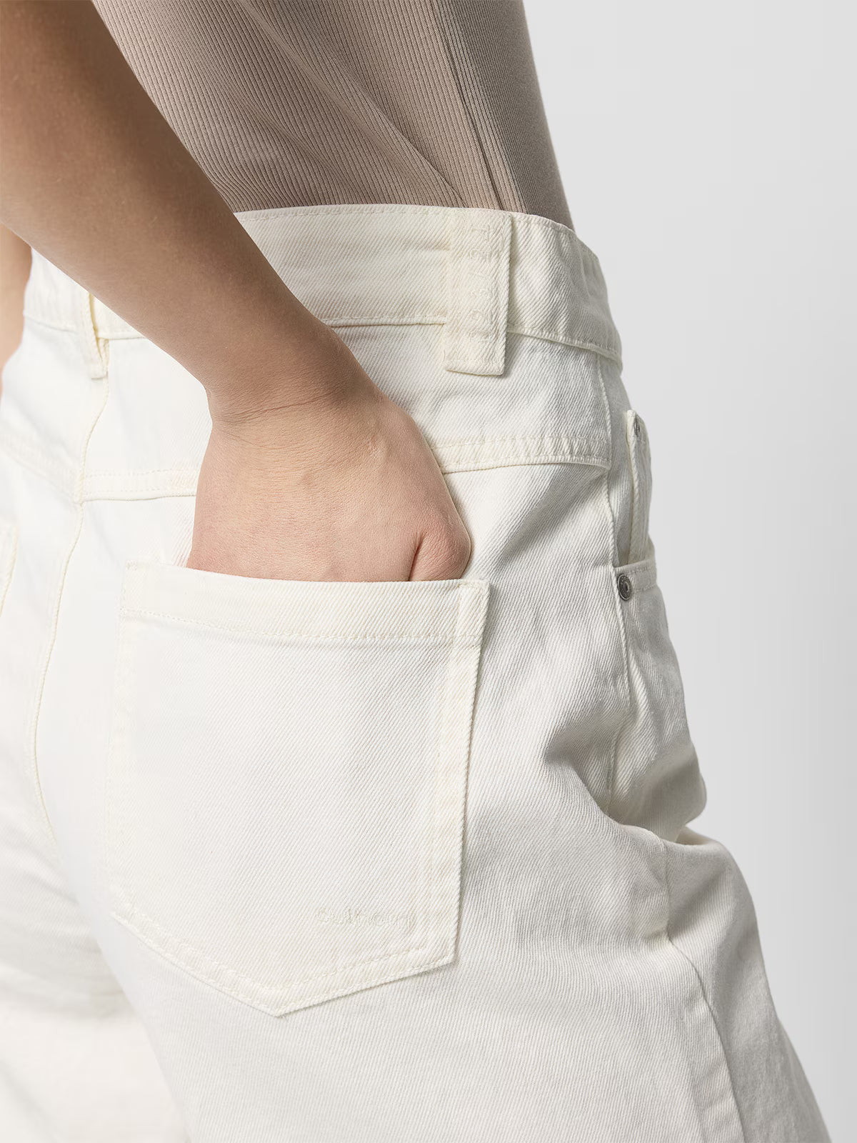 Spodenki jeansowe damskie Outhorn