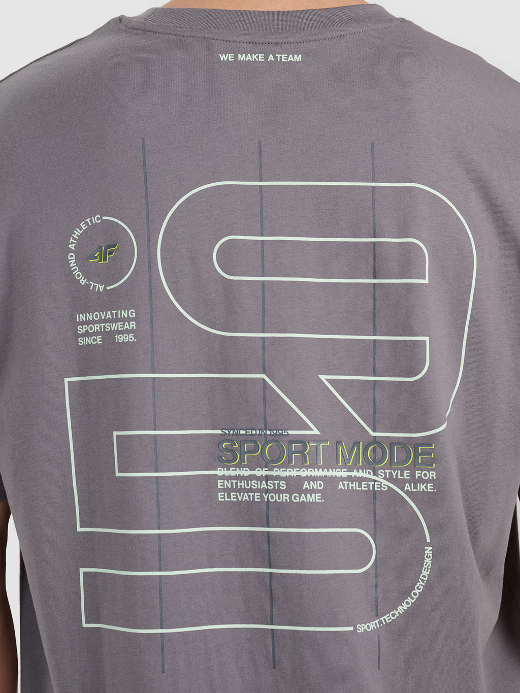 T-shirt oversize z nadrukiem męski