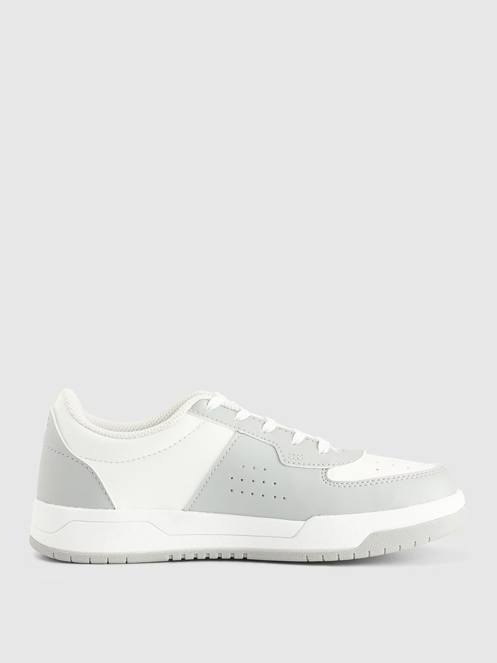Buty sportowe chłopięce