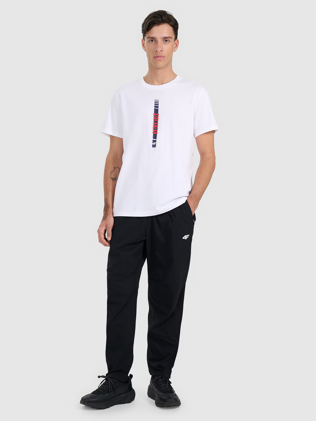 T-shirt regular z nadrukiem męski