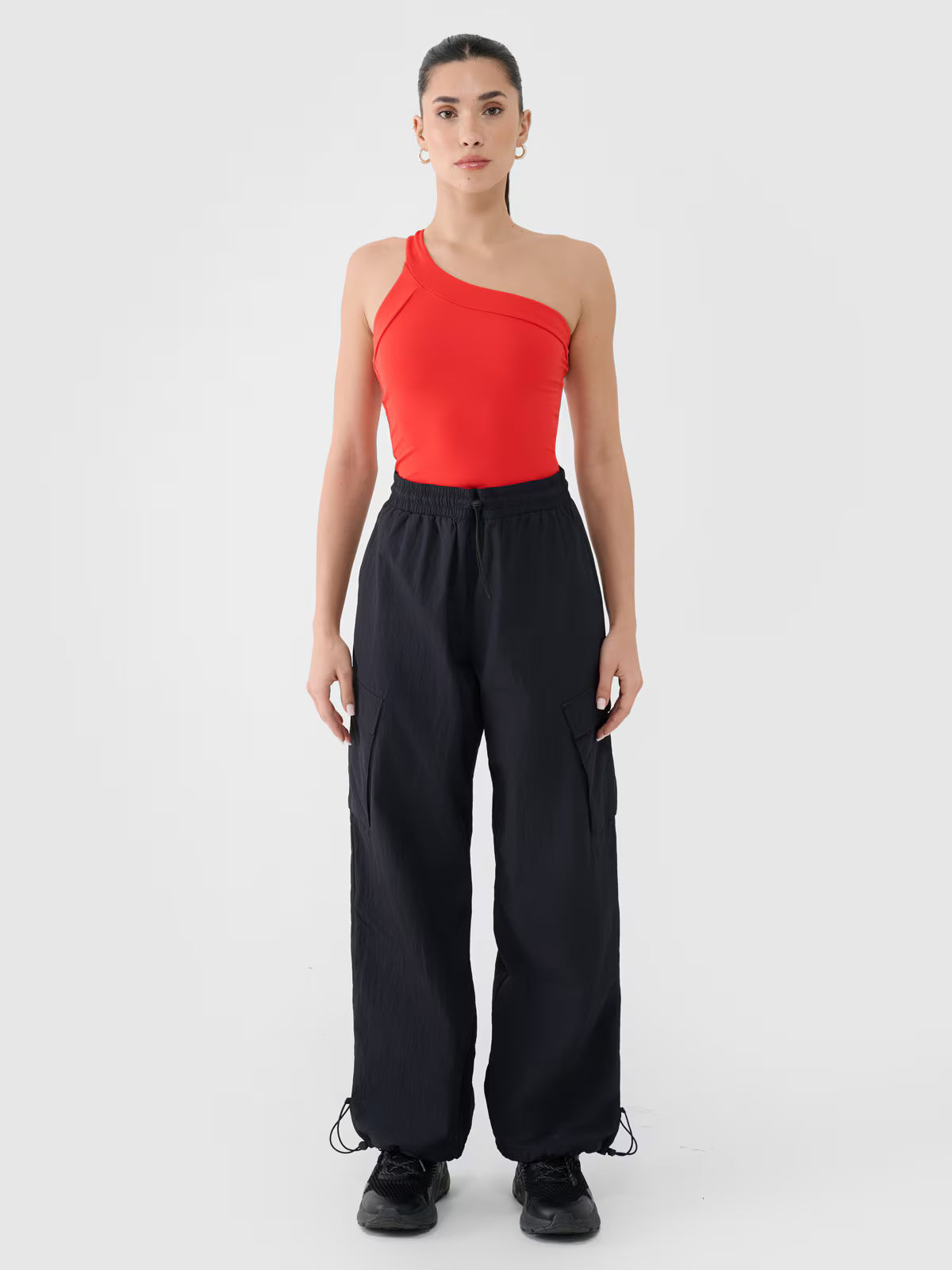 Crop-top slim z asymetrycznym ramiączkiem damski