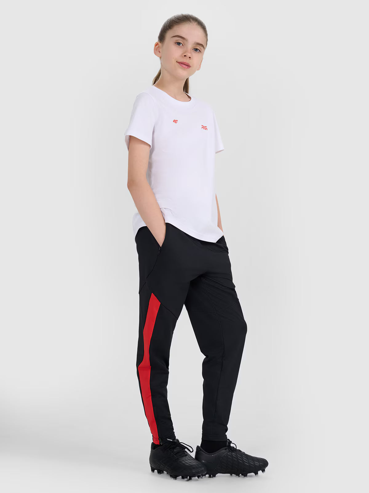 T-shirt regular z nadrukiem dziecięcy 4F JUNIOR x Robert Lewandowski