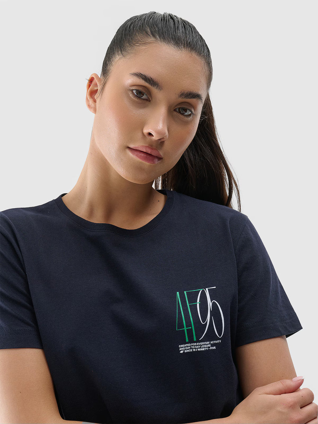 T-shirt slim z nadrukiem damski