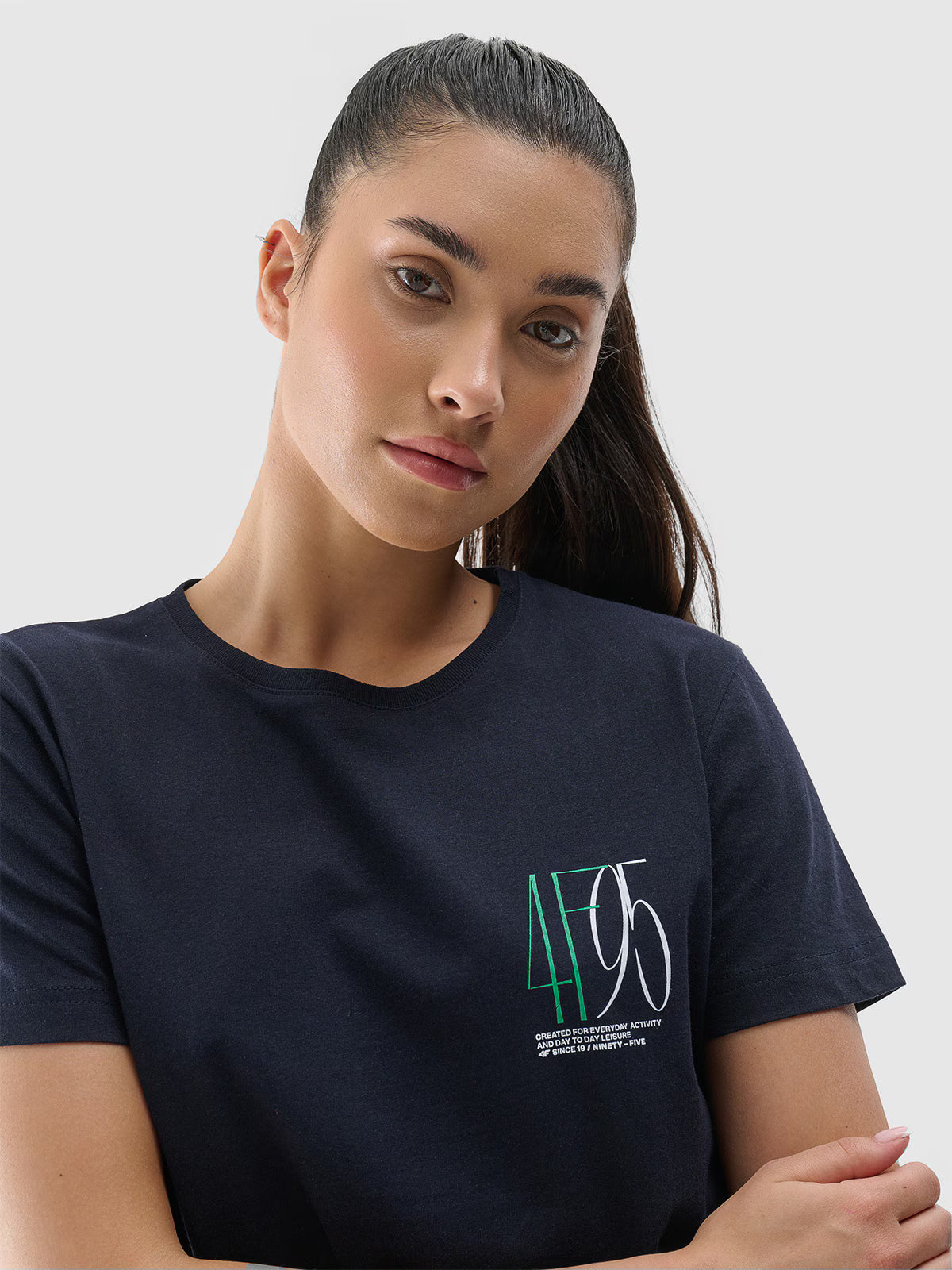 T-shirt slim z nadrukiem damski