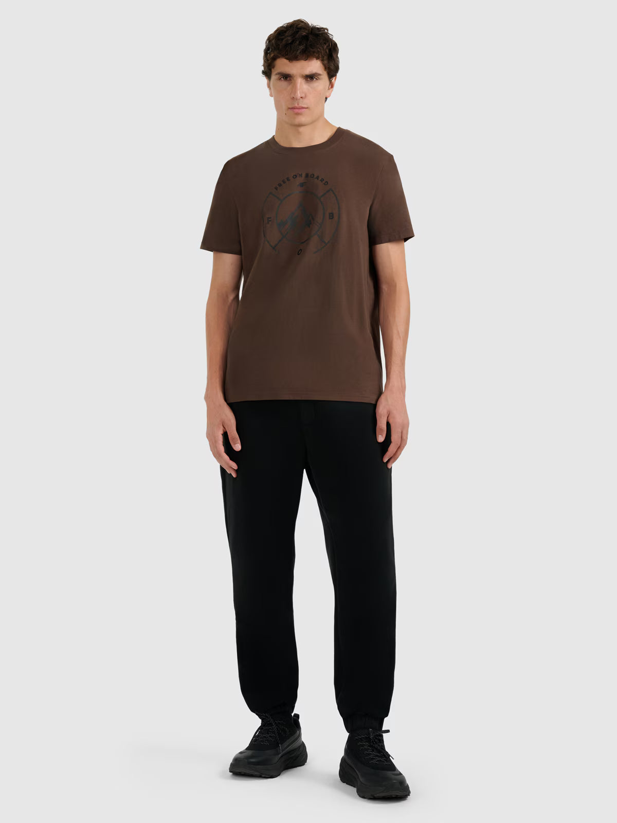 T-shirt regular z nadrukiem męski
