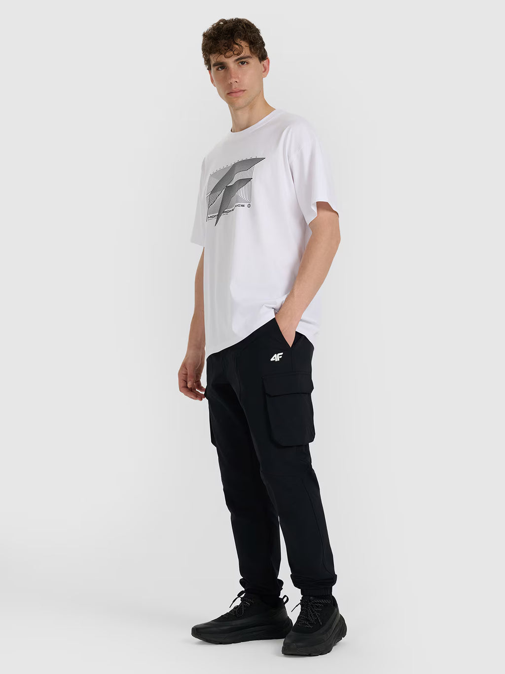 T-shirt regular z nadrukiem męski