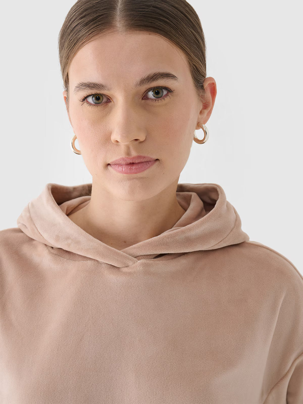 Bluza dresowa z weluru nierozpinana z kapturem damska