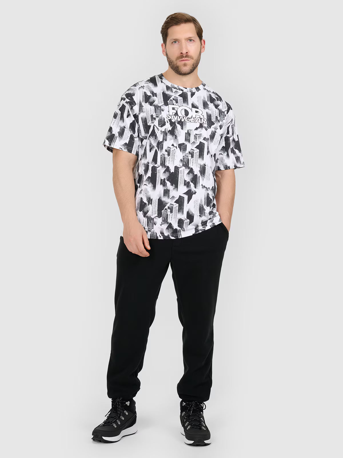 T-shirt oversize z nadrukiem męski