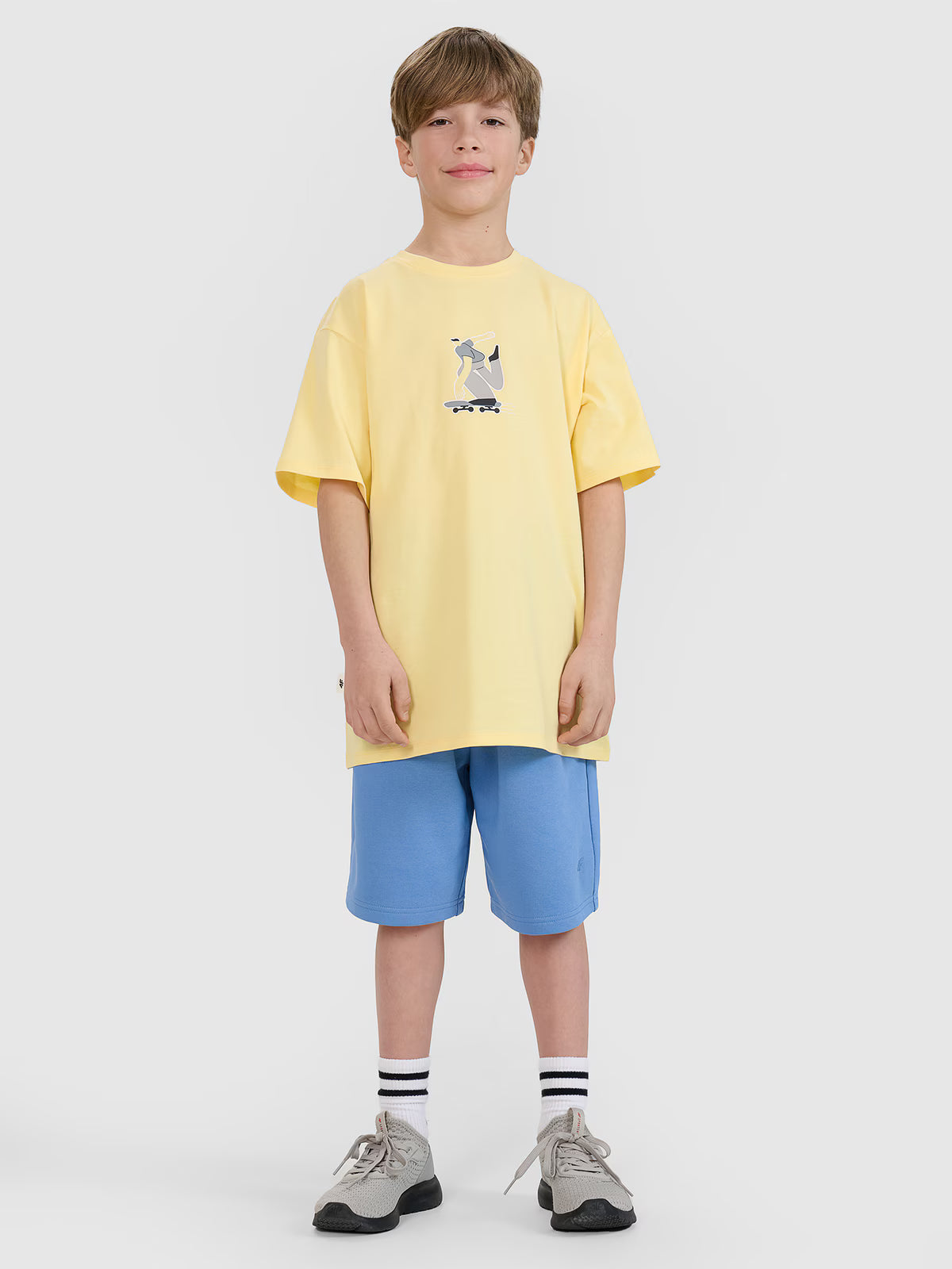 T-shirt oversize z nadrukiem chłopięcy