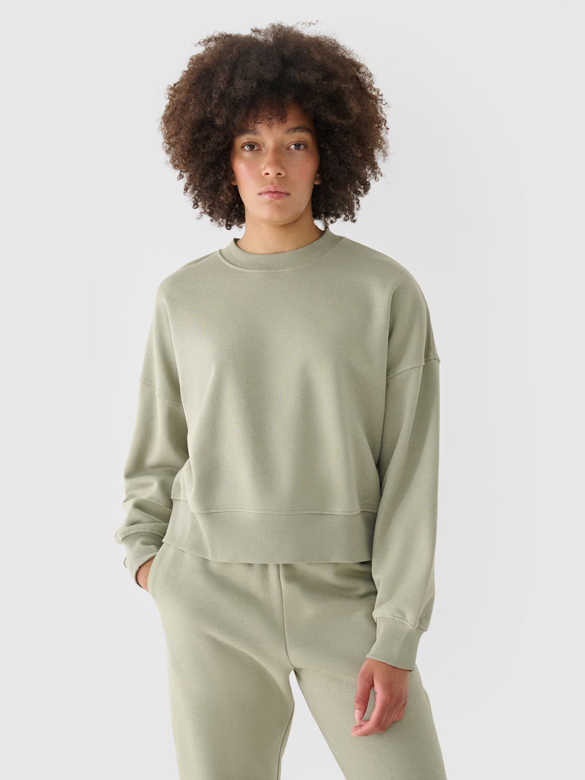 Bluza dresowa oversize nierozpinana bez kaptura damska