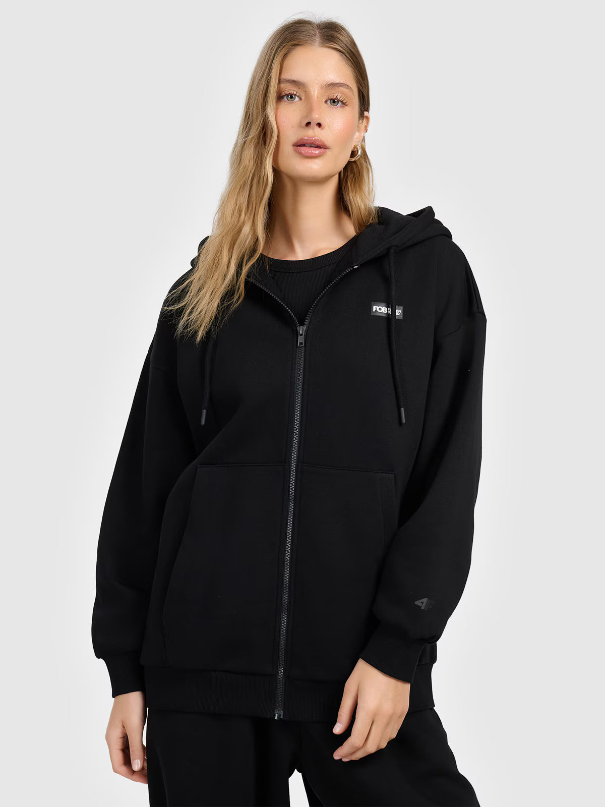 Bluza dresowa rozpinana z kapturem damska