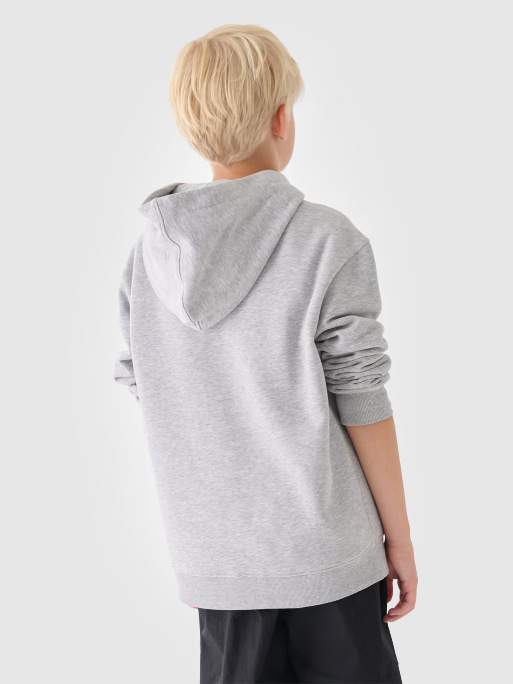 Bluza dresowa nierozpinana z kapturem chłopięca