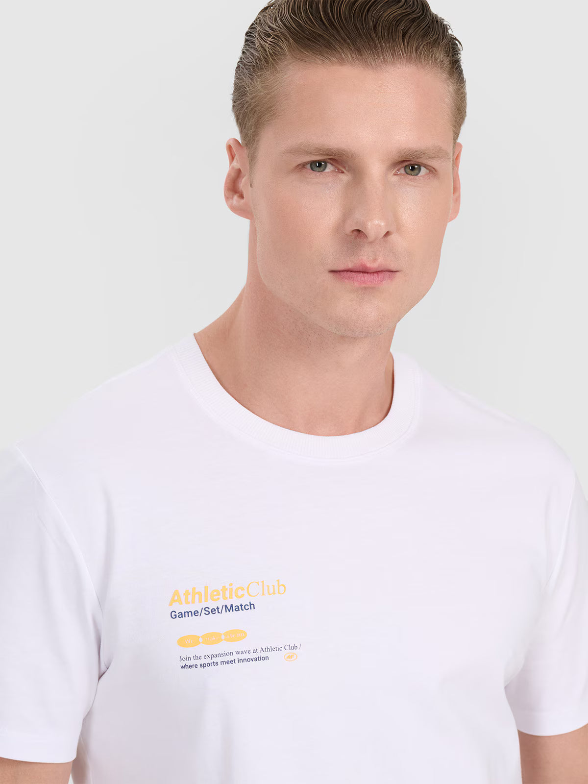 T-shirt regular z nadrukiem męski